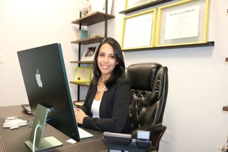 LOVI LAW: Law Office of Virginia Ivañez