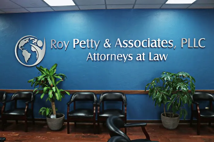 Roy Petty & Associates, PLLC 0