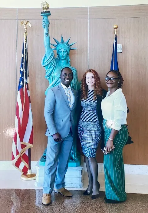 Immigration Lawyers USA Picture 3