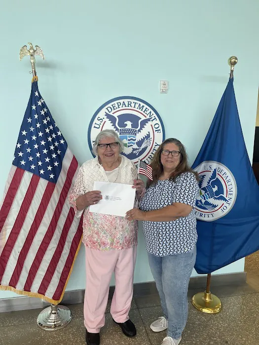 La Linea Legal USA Picture 7