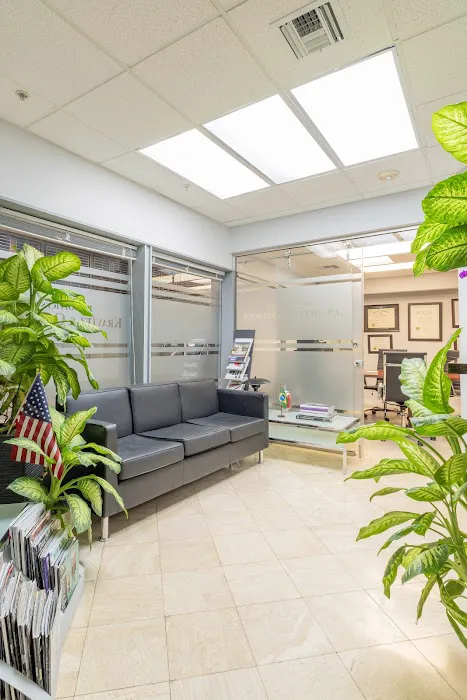 Kravitz & Guerra Law Office Picture 3