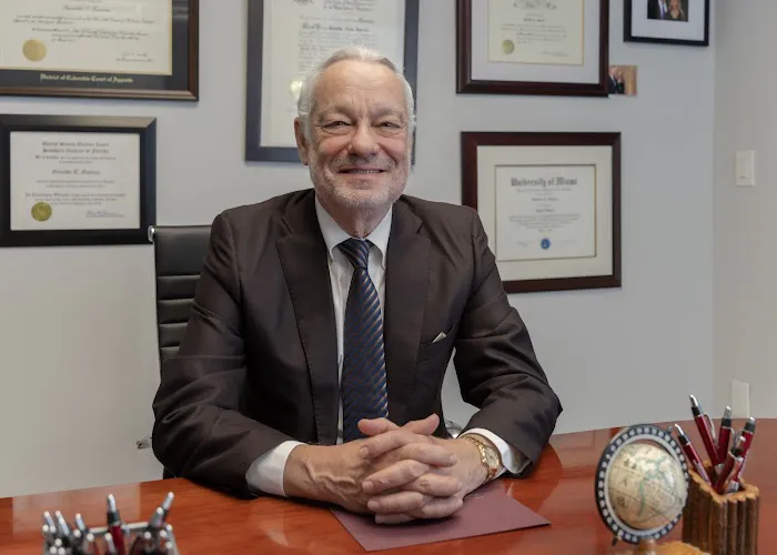 Kravitz & Guerra Law Office Picture 5