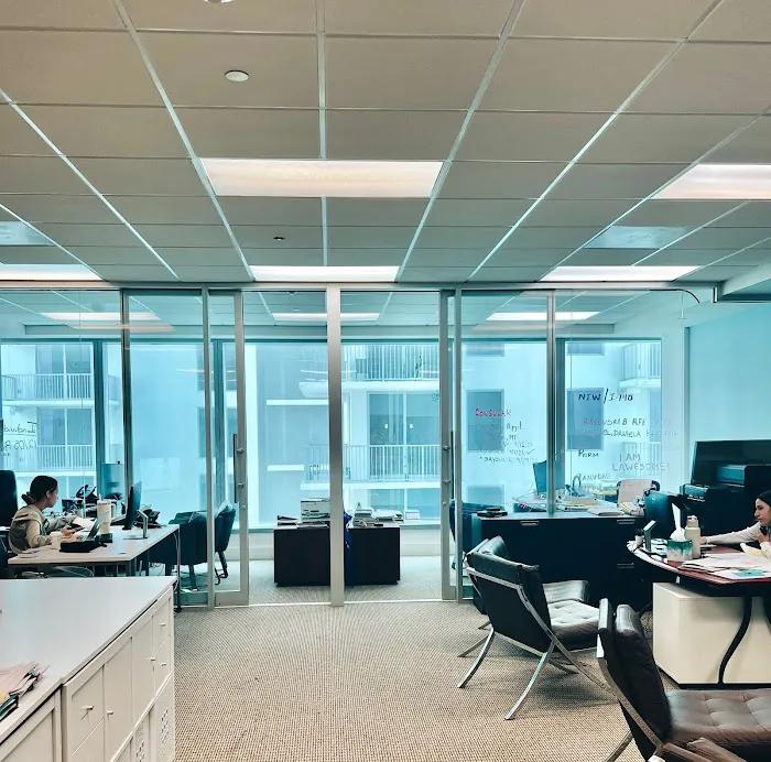 Law Offices of Hans Burgos Picture 5