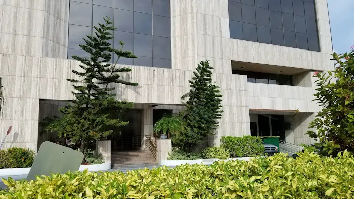 Law Offices of Hans Burgos Picture 10