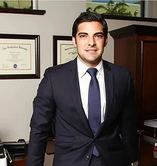 Sardina Law PA Immigration/Corporate Law Firm Picture 4