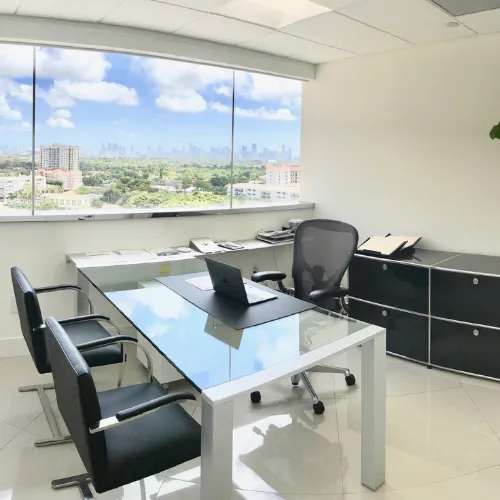 Business Lawyer Miami - Cueto Law Group Picture 5
