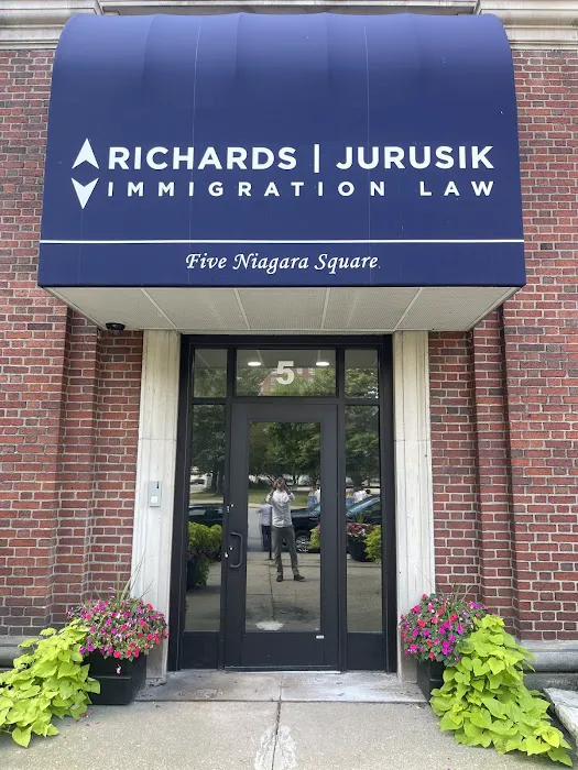 Richards and Jurusik Immigration Lawyers Picture 6