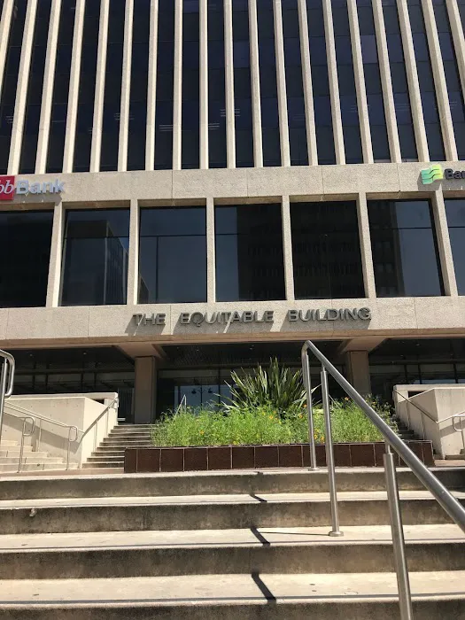 Thomas M. Lee Law Offices APLC Picture 7
