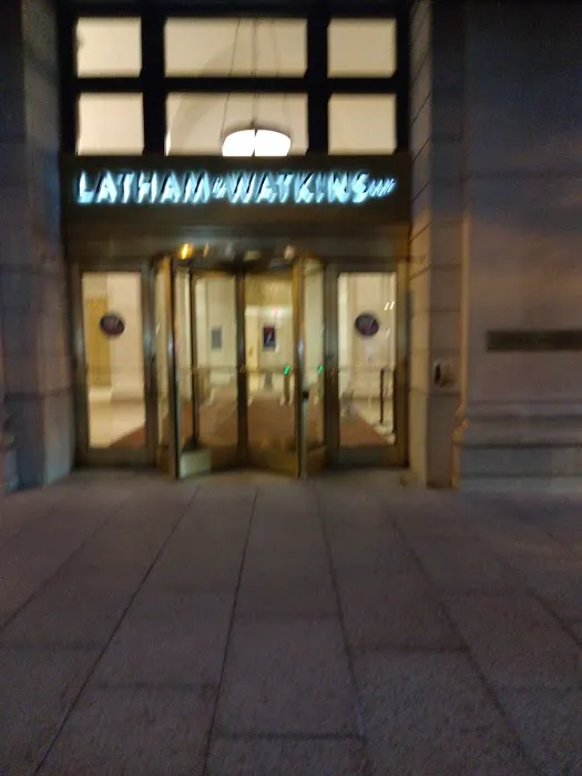 Latham & Watkins LLP Picture 5
