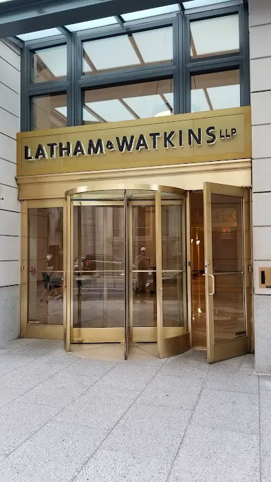 Latham & Watkins LLP Picture 10
