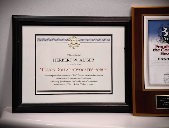Auger & Auger Accident and Injury Lawyers Picture 2