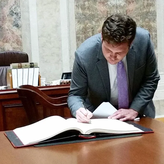 Attorney Austin Miller Picture 9
