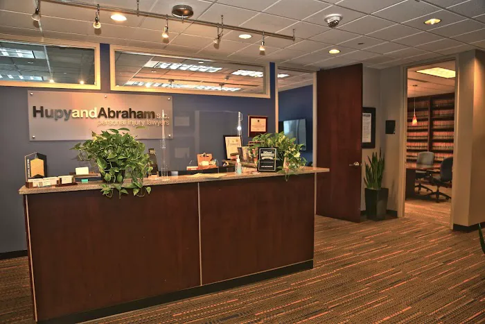 Hupy and Abraham Picture 7