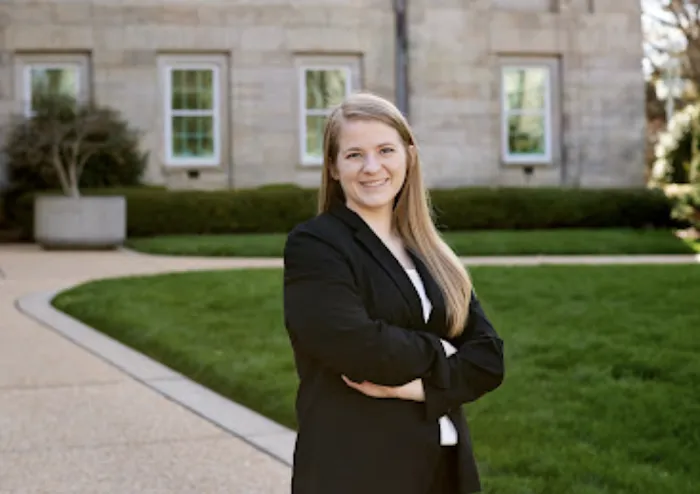 Lacy Hansen, Attorney Picture 3
