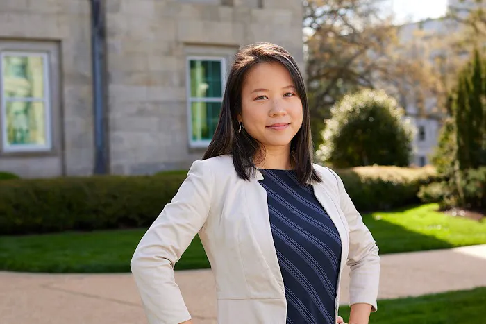 Sharon Lin, Attorney Picture 1