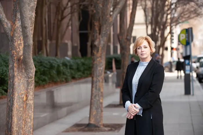 Carolyn Murchison, Attorney Picture 2