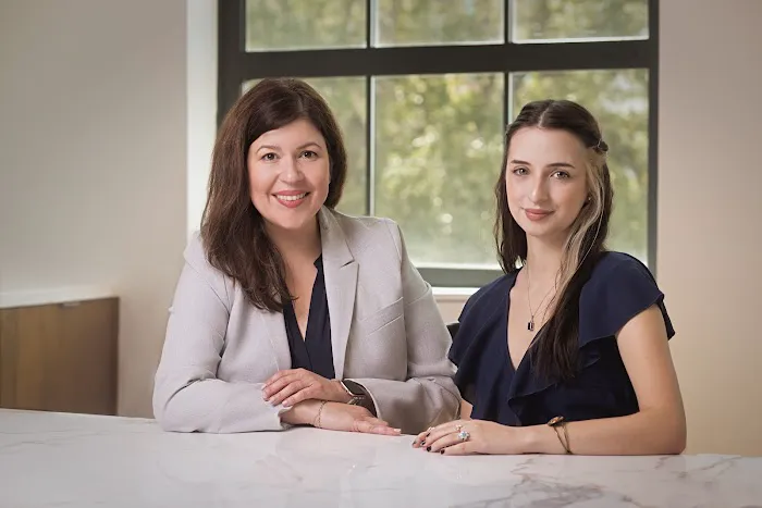 Longa Law Firm, P.A. Picture 2