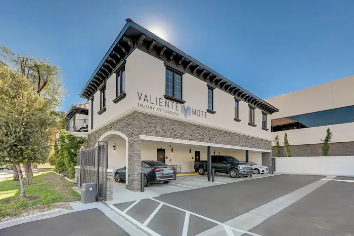 Valiente Mott Injury Attorneys - Las Vegas Office Picture 6