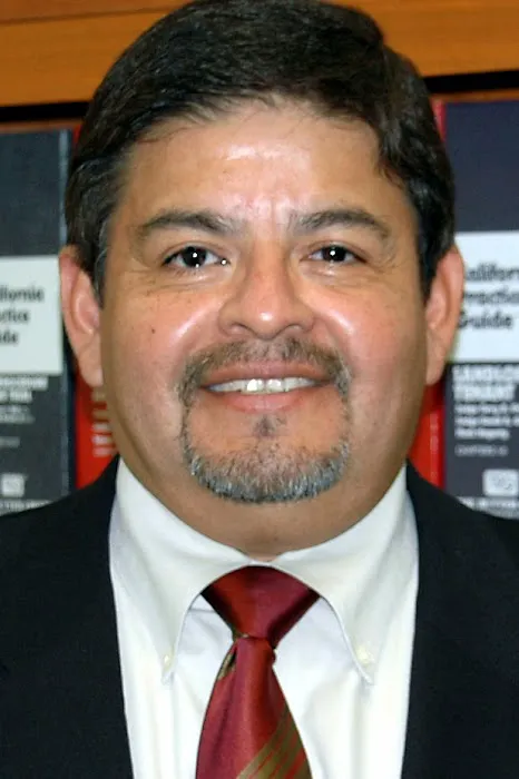 Law Offices of Hector Chinchilla Picture 4