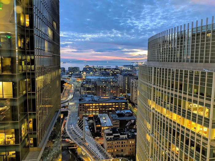 Munger, Tolles & Olson LLP Picture 3