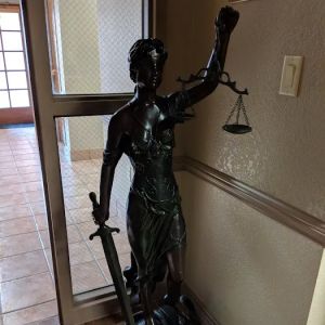 Mendez Oscar Attorney at Law