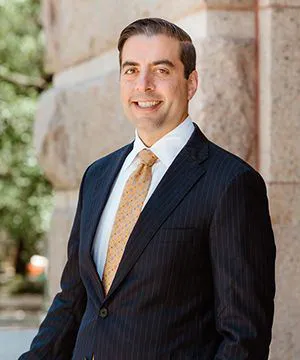 Farah Law Picture 8