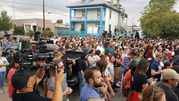 Las Americas Immigrant Advocacy Center Picture 3