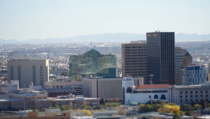 El Paso Traffic Ticket Firm - Attorney Robert Navar Picture 2