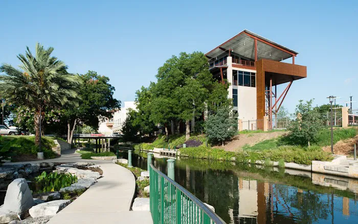 Phipps Anderson Deacon LLP Picture 4