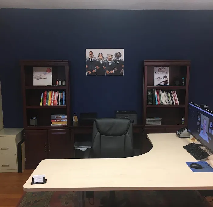 Sean Henricksen Law Firm Picture 4