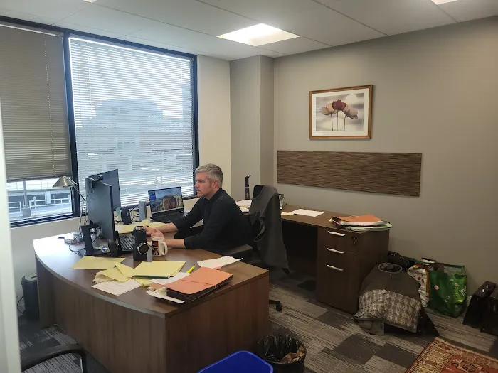 Paré & Associates, LLC Picture 2