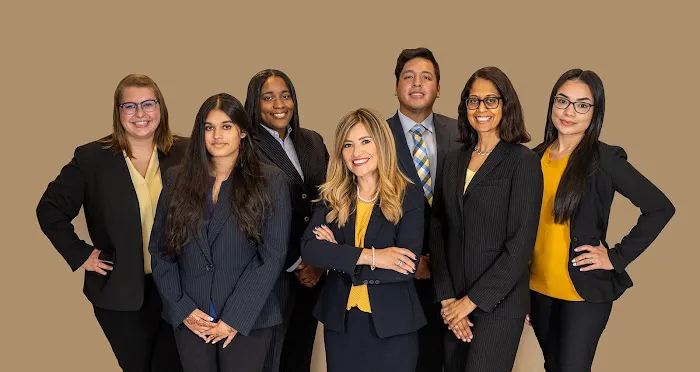 Law Offices of Sandra Guzman-Salvado Picture 1