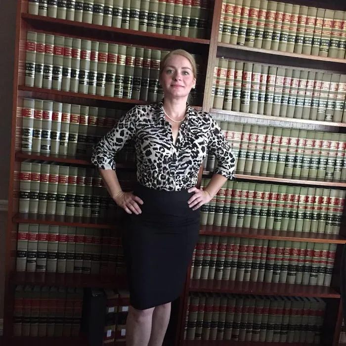Law Office of Yohana Mantrana Abogado Federal Y Estatal En Defensa Penal Picture 2