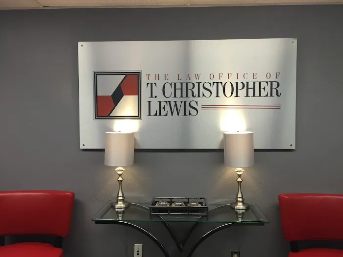 Law Office of T. Christopher Lewis Picture 3