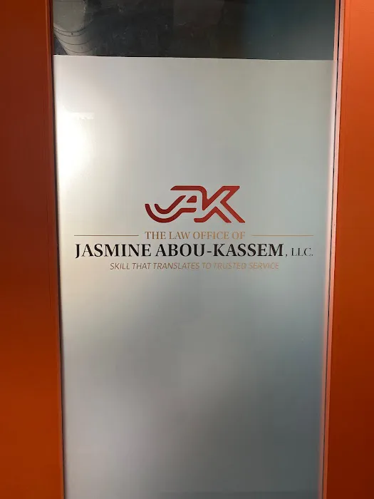 Jasmine Jamal Abou-Kassem Picture 3