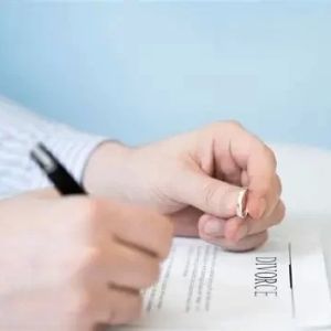 How to File a Petition for Divorce: A Complete Guide for 2023